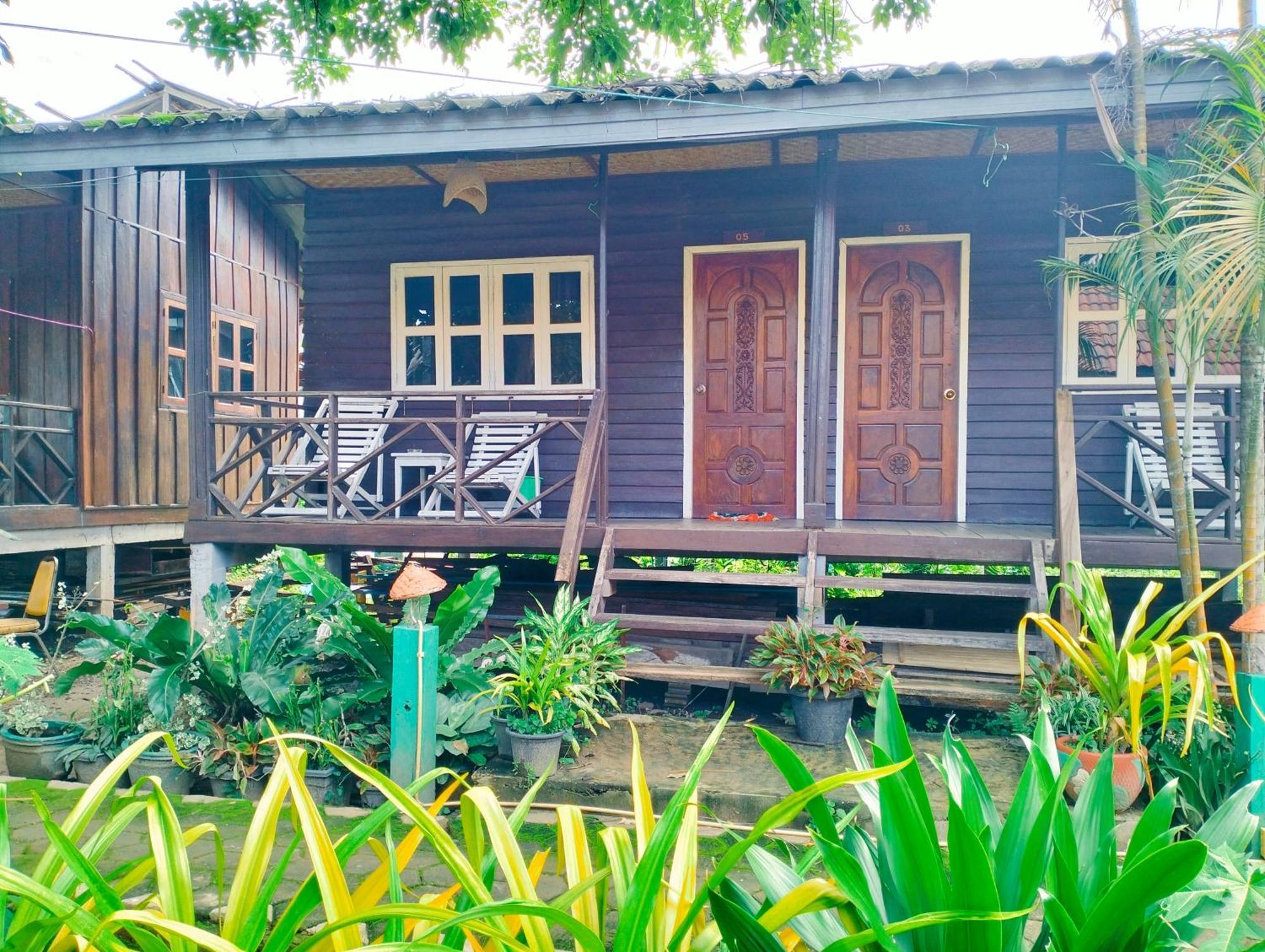 Pan Guest House Donkhone Ban Donsom Buitenkant foto