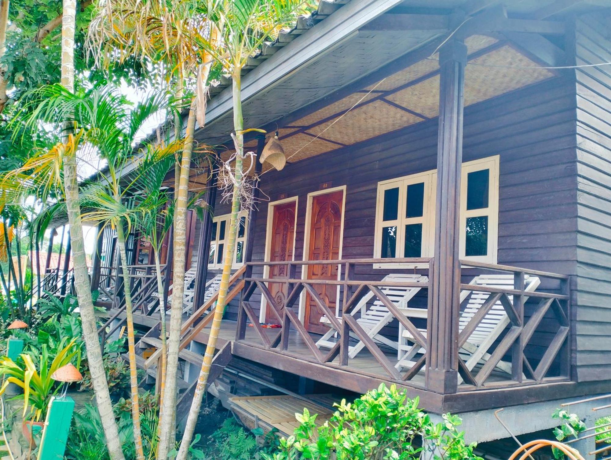 Pan Guest House Donkhone Ban Donsom Buitenkant foto
